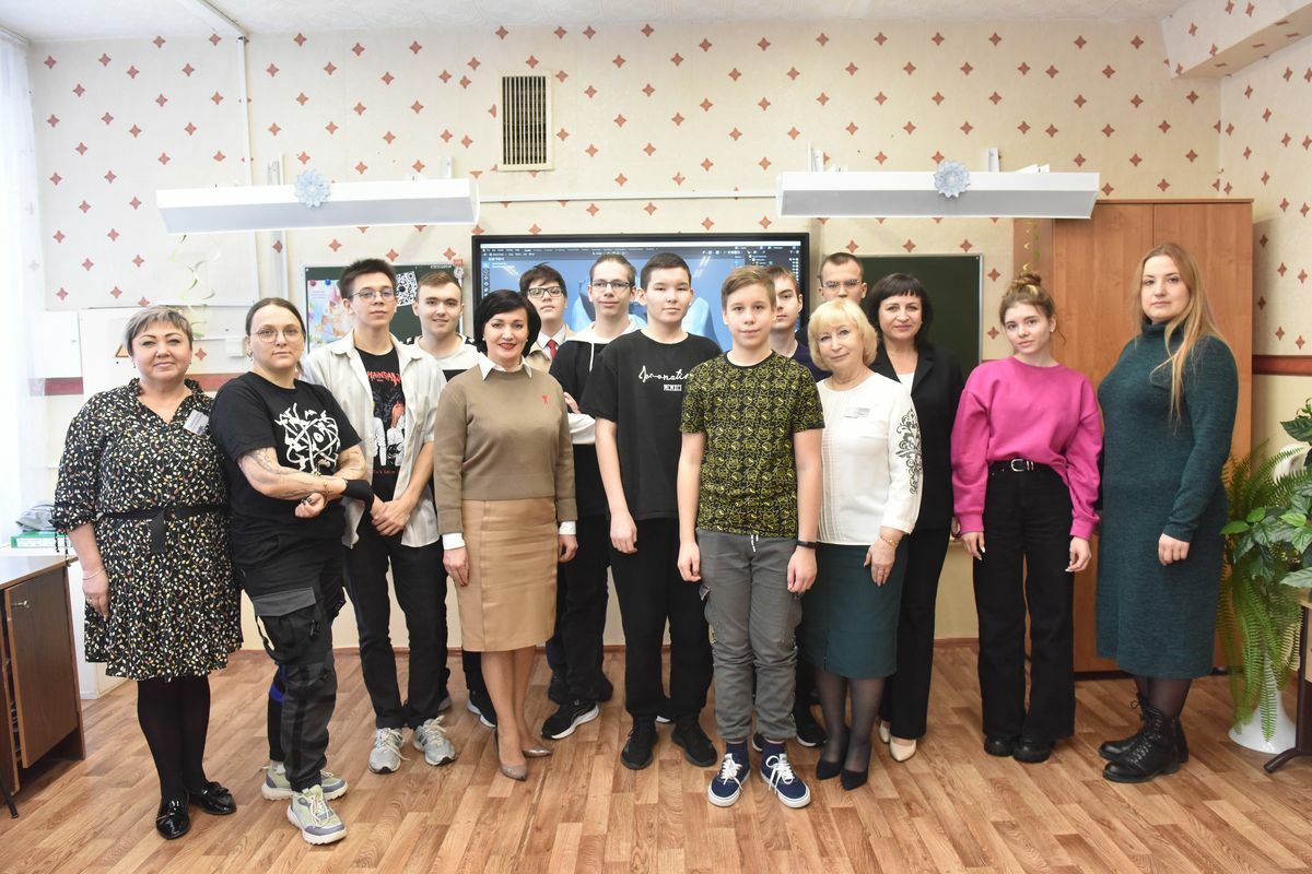 Read more about the article Заместитель главы Норильска по социальной политике посетила занятия по проекту «Юнит»